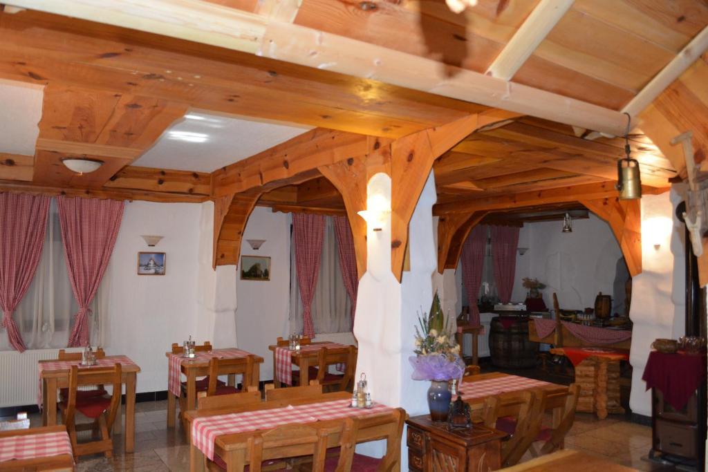 Penzion Pansion & Restoran Winnetou 3*