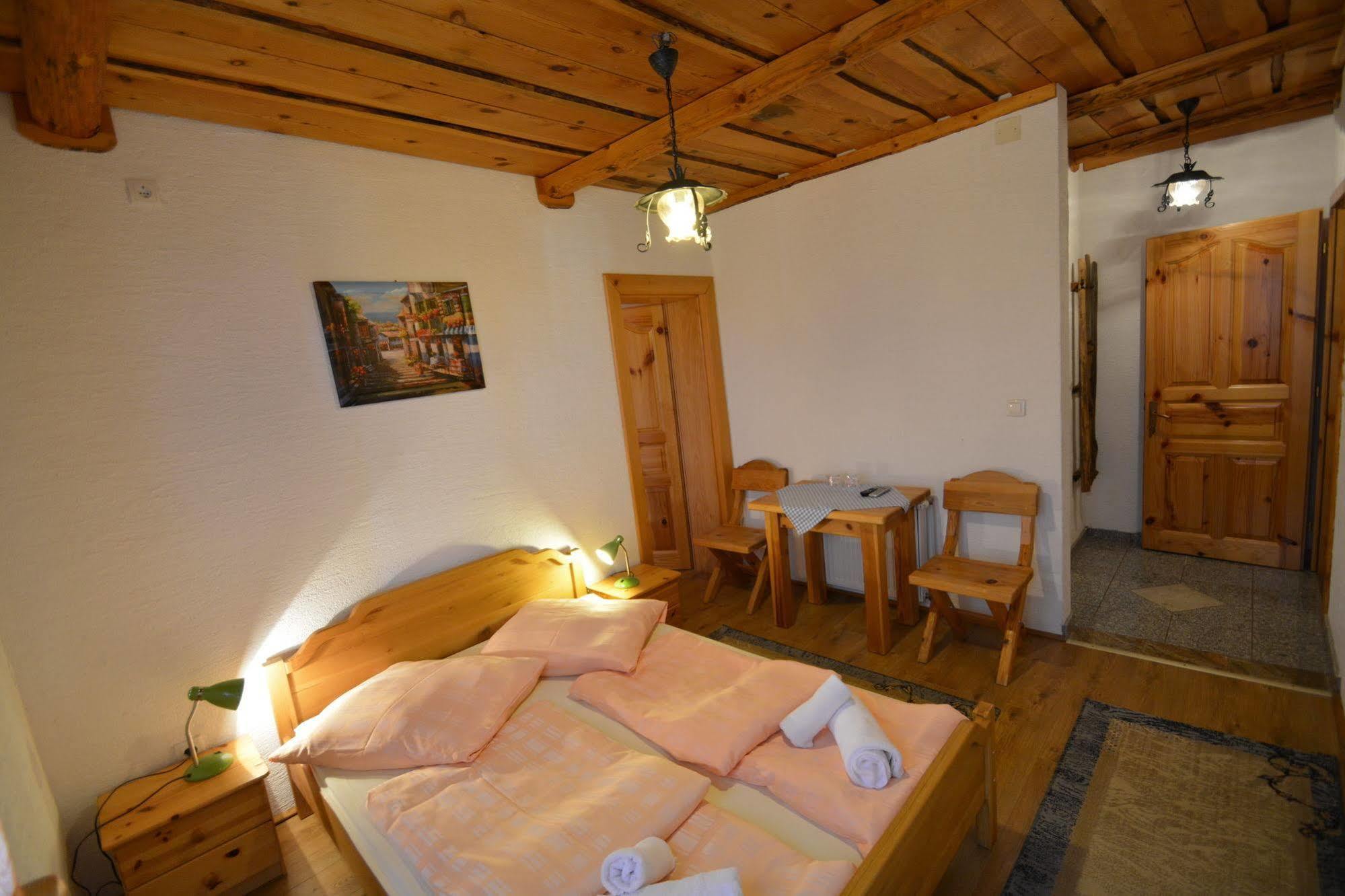 Pansion & Restoran Winnetou Penzion Plitvická jezera